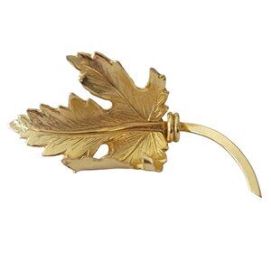 14K GF Corocraft Small Curled Textured Leaf Brooch Pin, Signed E700